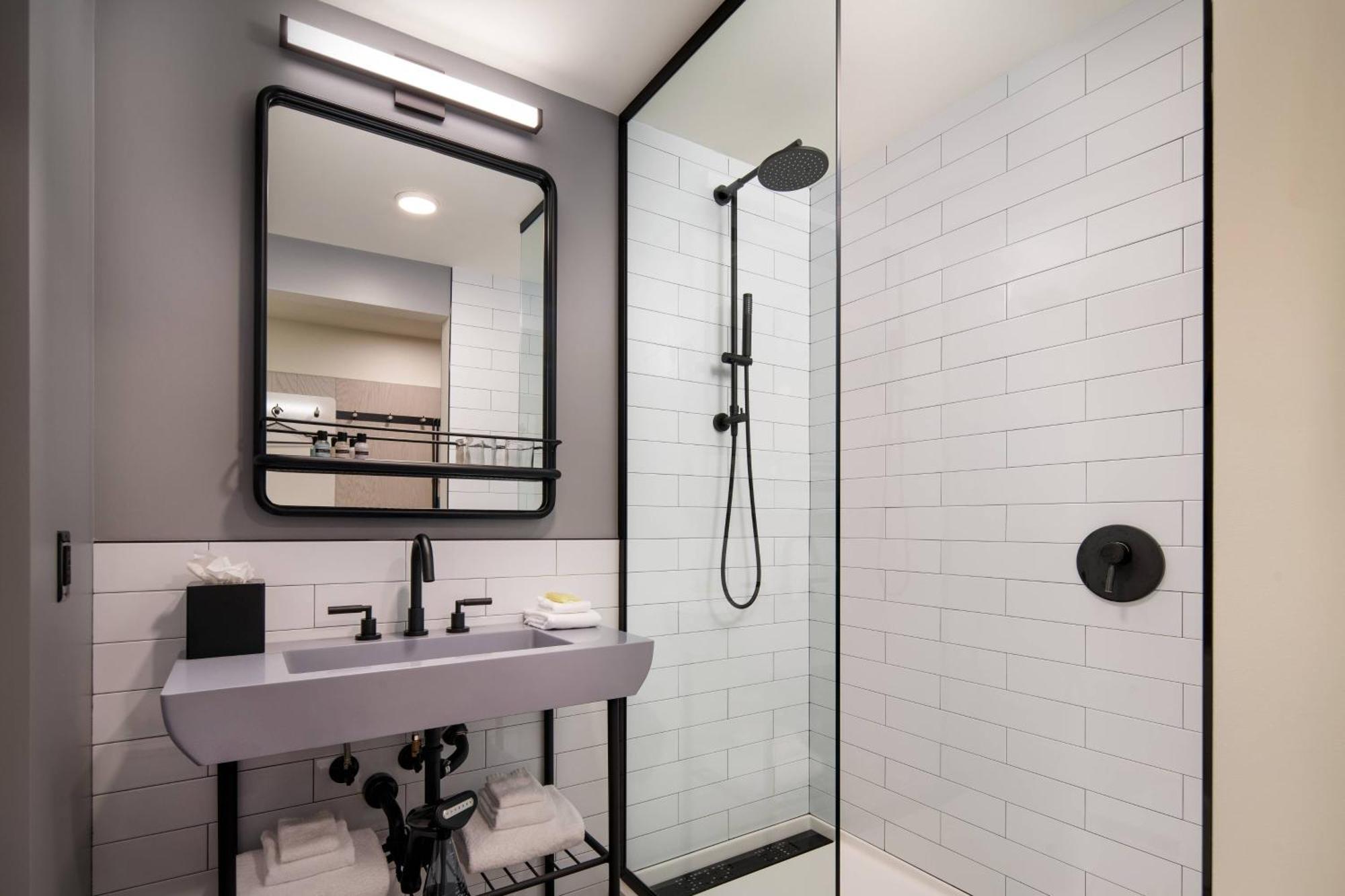 Moxy Portland Downtown Hotel Exterior foto