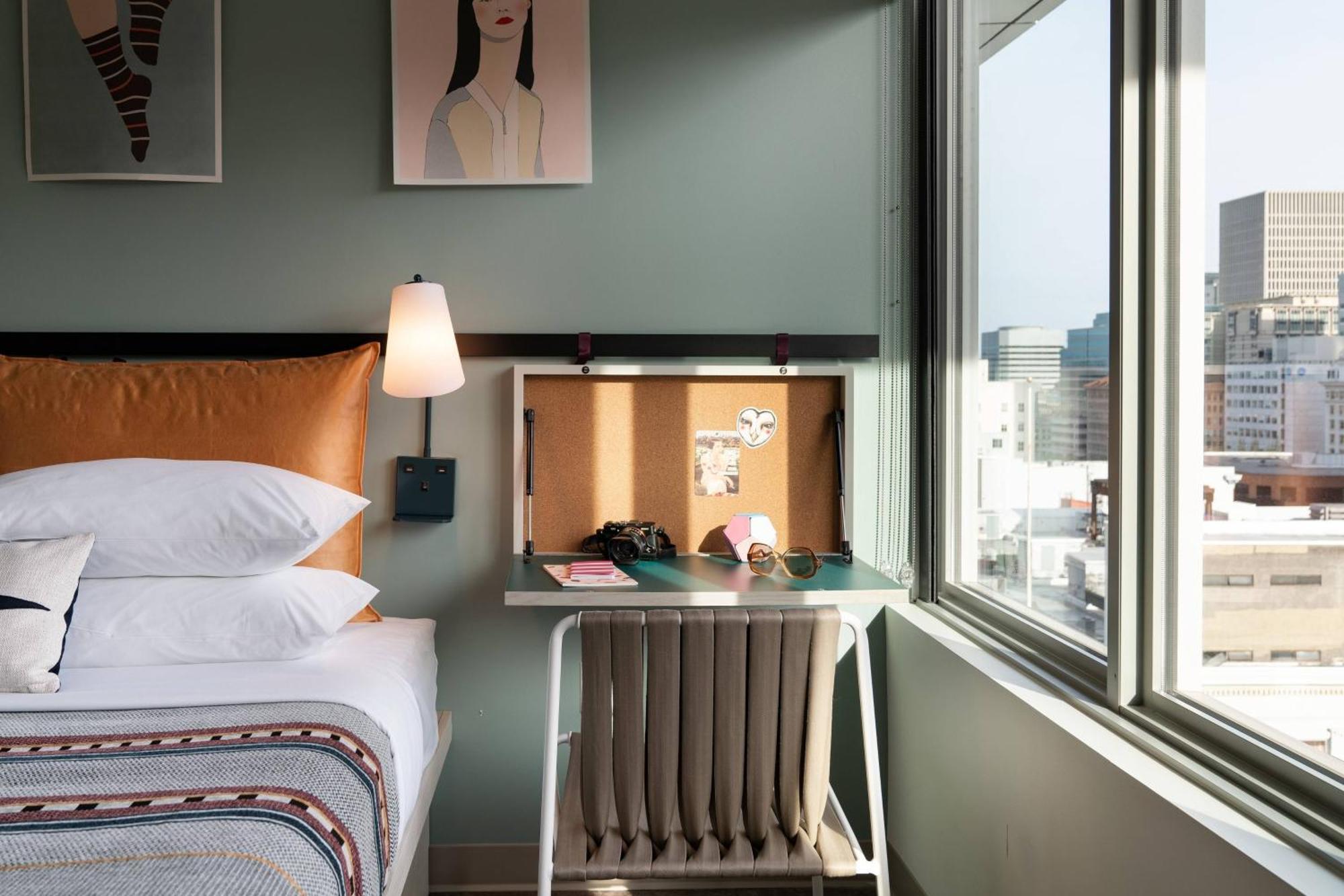 Moxy Portland Downtown Hotel Exterior foto