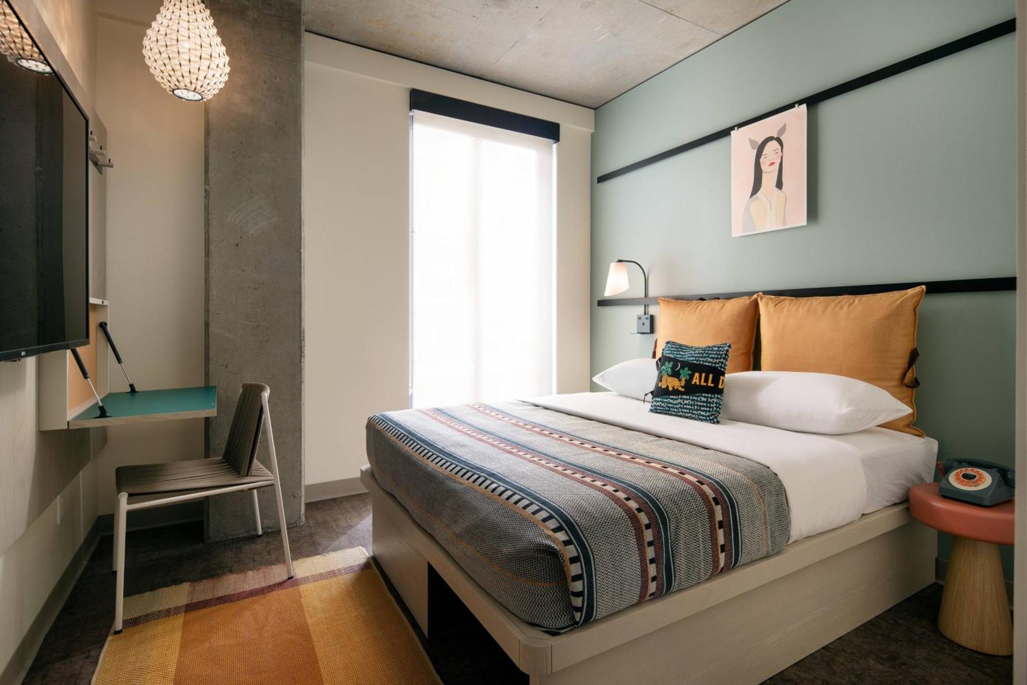 Moxy Portland Downtown Hotel Exterior foto