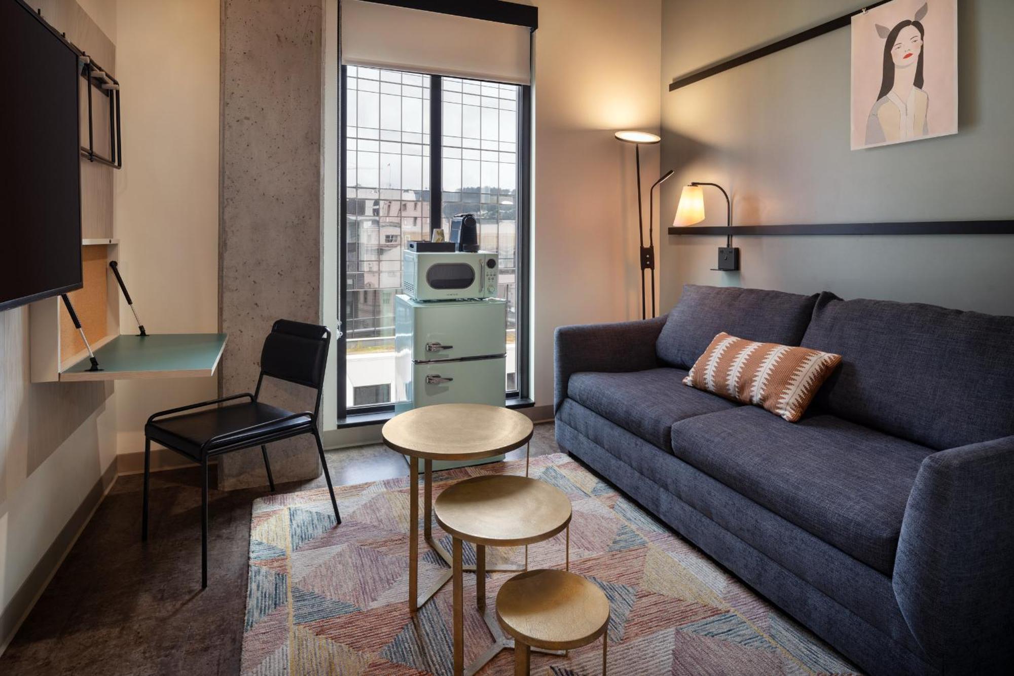 Moxy Portland Downtown Hotel Exterior foto